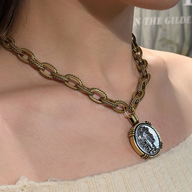 Vintage Chokers Necklace Ancie - Vintage Collectible Coins recension och pris